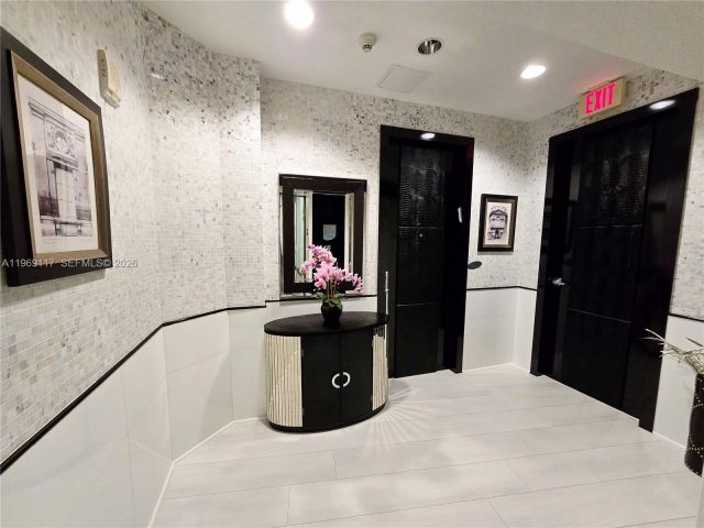 Apartment for rent  Unit #4602 - photo 7496668