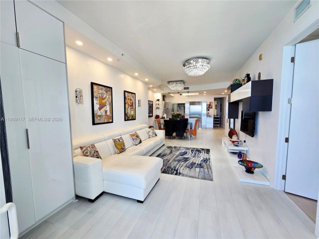 Apartment for rent  Unit #4602 - photo 7496677