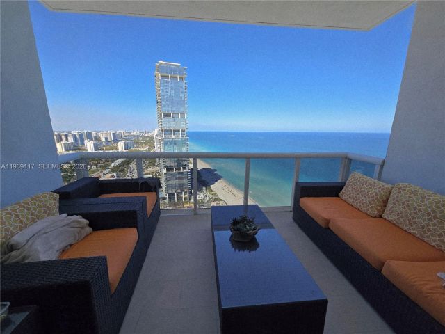 Apartment for rent  Unit #4602 - photo 7496681