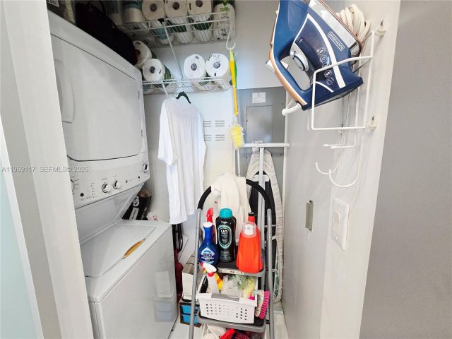 Apartment for rent  Unit #4602 - photo 7496700