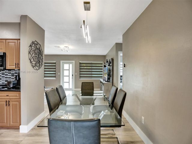 Home for rent at 491 SE 23rd Ave 1 - photo 7531095