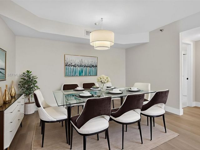 Apartment for sale  Unit #414 - photo 7504497