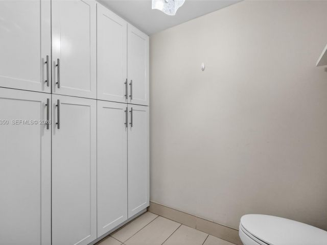 Apartment for sale  Unit #414 - photo 7504504