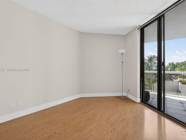 Apartment for sale  Unit #414 - photo 7504508