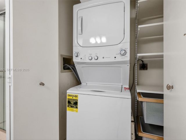 Apartment for sale  Unit #414 - photo 7504510