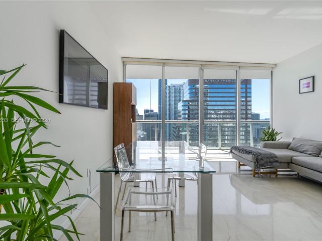 Apartment for sale  Unit #3211 - photo 7511063