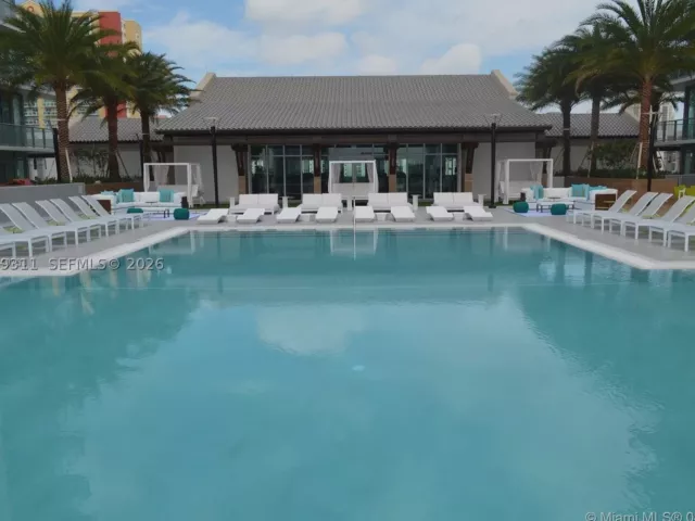 2-bedroom condo for sale in Sunny Isles Beach - 300 Sunny Isles Blvd 4-2305 - MondialRealty