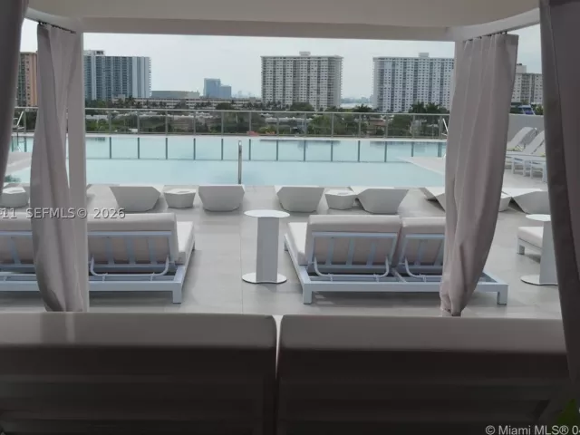 2-bedroom condo for sale in Sunny Isles Beach - 300 Sunny Isles Blvd 4-2305 - MondialRealty
