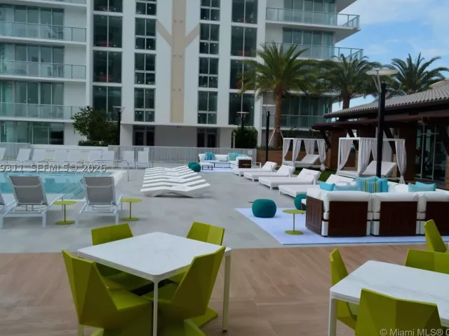 2-bedroom condo for sale in Sunny Isles Beach - 300 Sunny Isles Blvd 4-2305 - MondialRealty