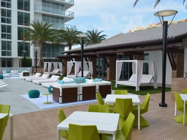 2-bedroom condo for sale in Sunny Isles Beach - 300 Sunny Isles Blvd 4-2405 - MondialRealty