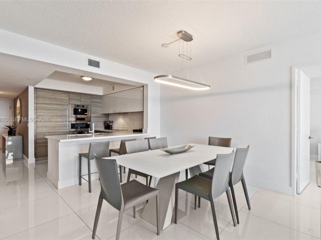 Apartment for sale  Unit #4-2405 - photo 7489955