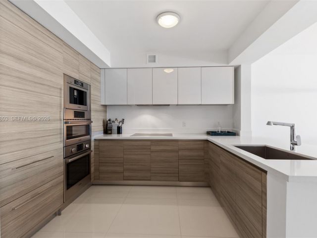 Apartment for sale  Unit #4-2405 - photo 7489957