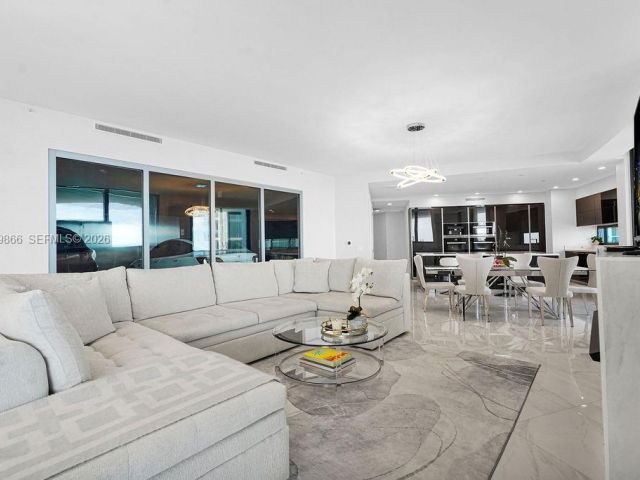 Apartment for sale  Unit #2605 - photo 7494356