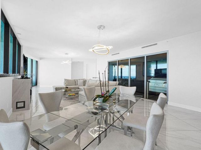 Apartment for sale  Unit #2605 - photo 7494360