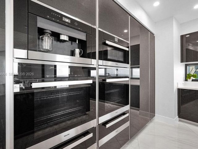 Apartment for sale  Unit #2605 - photo 7494362