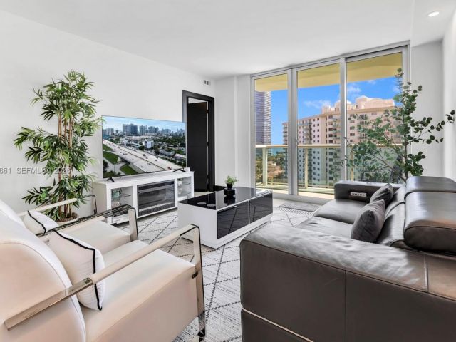 Apartment for sale  Unit #1212 - photo 7492275