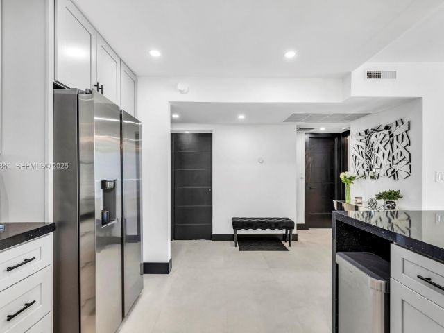 Apartment for sale  Unit #1212 - photo 7492282