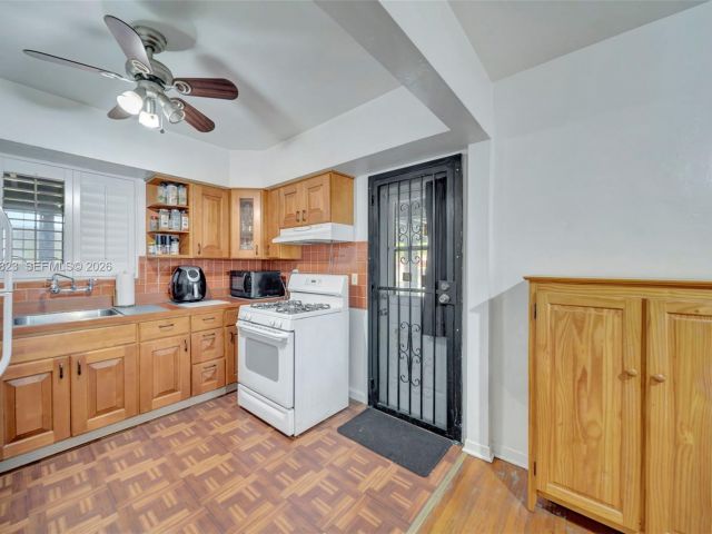 Home for sale at 890 NE 138th St - photo 7524622