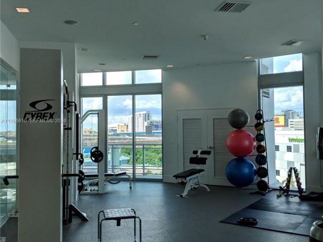 Apartment for rent  Unit #1901 - photo 7489615