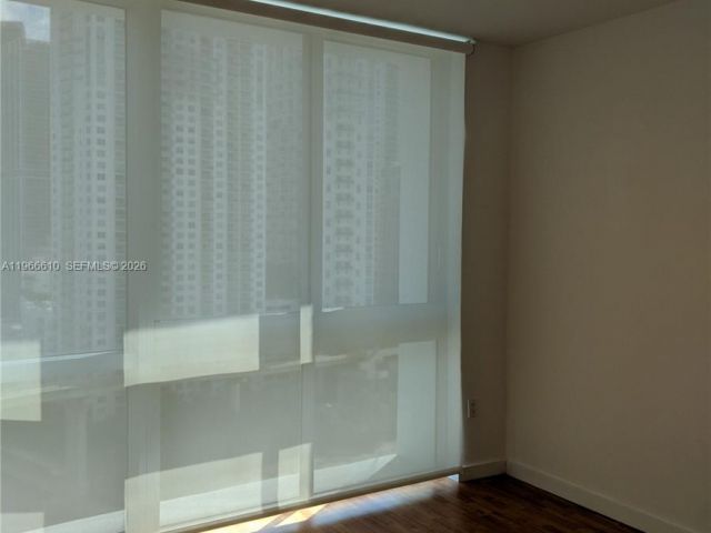 Apartment for rent  Unit #1901 - photo 7489619