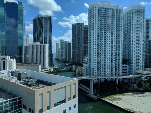 Apartment for rent  Unit #1901 - photo 7489625