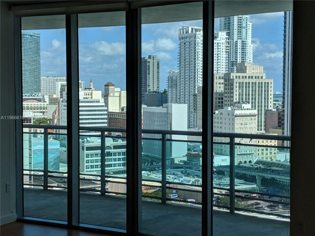 Apartment for rent  Unit #1901 - photo 7489627