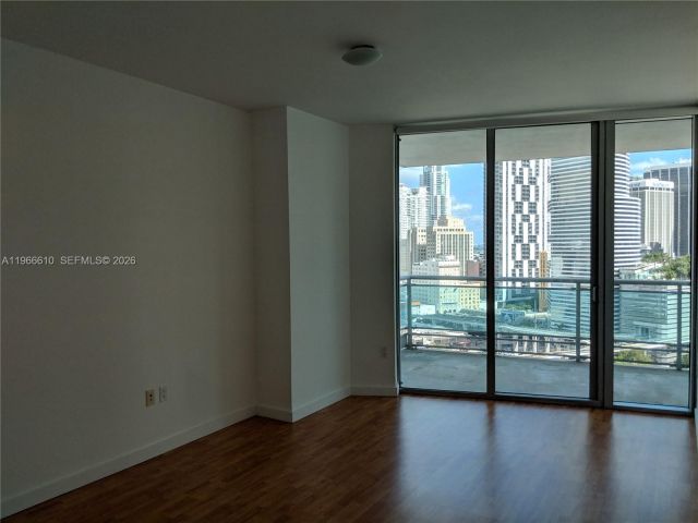 Apartment for rent  Unit #1901 - photo 7489629