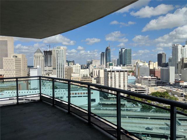 Apartment for rent  Unit #1901 - photo 7489631