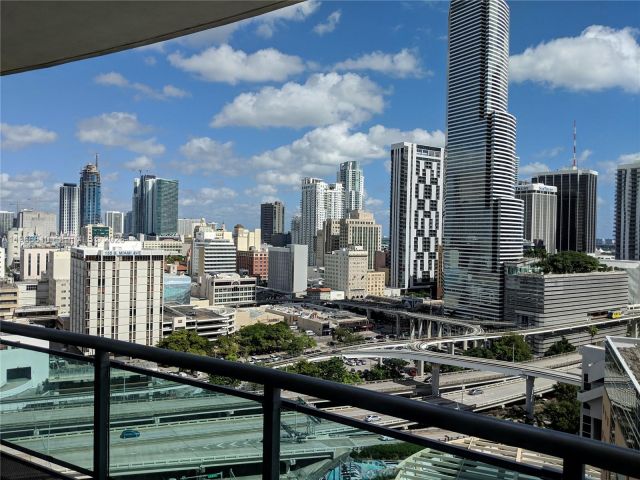 Apartment for rent  Unit #1901 - photo 7489632