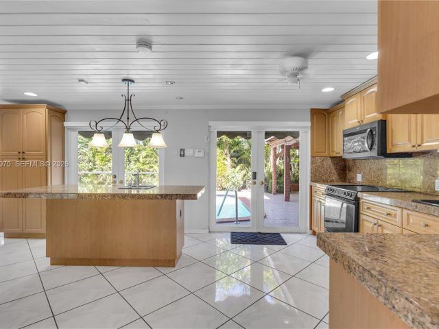 Home for sale at 7941 SW 18th Ter - photo 7509159