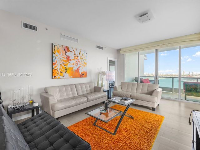 Apartment for rent  Unit #2401 - photo 7467420