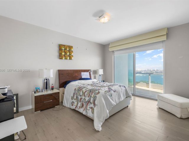 Apartment for rent  Unit #2401 - photo 7467422