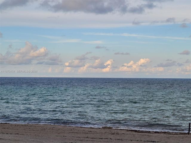 Apartment for rent  Unit #1031 - photo 7477789