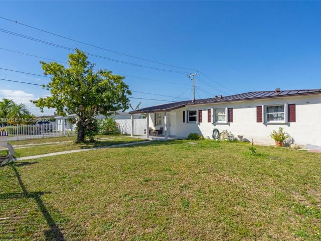 Home for sale at 3505 NW 83rd Ter - photo 7521196