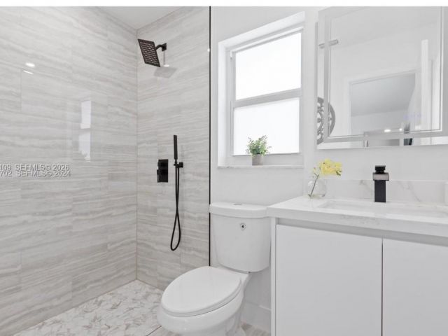 Home for sale at 1780 SW 12th St - photo 7453343