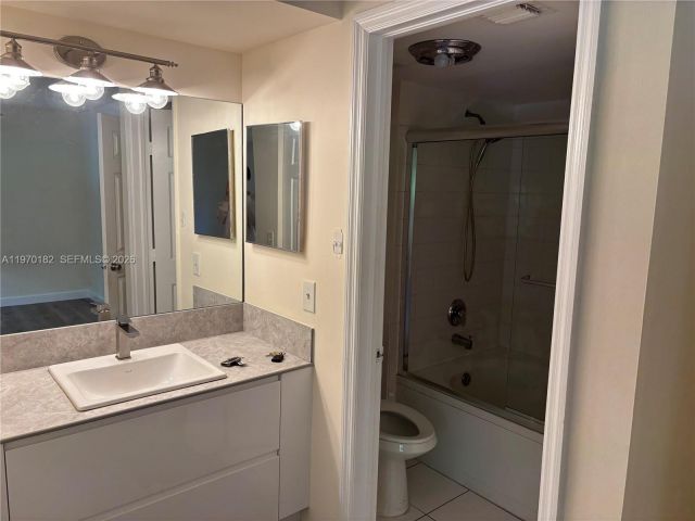 Home for sale at 2981 NE 185th St 1802 - photo 7476507