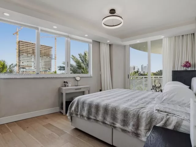 3-bedroom condo for sale in Hallandale Beach - 1745 E Hallandale Beach Blvd 303W - MondialRealty