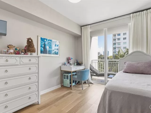 3-bedroom condo for sale in Hallandale Beach - 1745 E Hallandale Beach Blvd 303W - MondialRealty