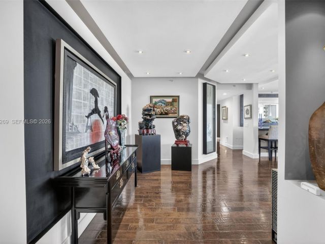 Apartment for sale  Unit #504 - photo 7500665