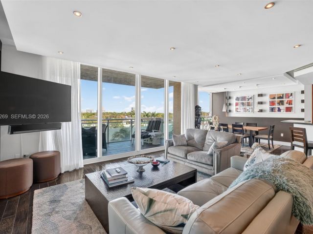 Apartment for sale  Unit #504 - photo 7500668