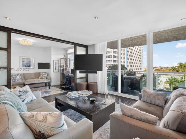 Apartment for sale  Unit #504 - photo 7500671