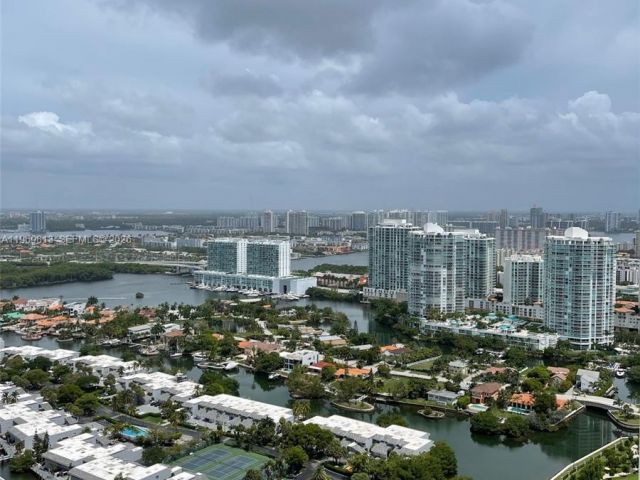 Apartment for rent  Unit #3405 - photo 7497418