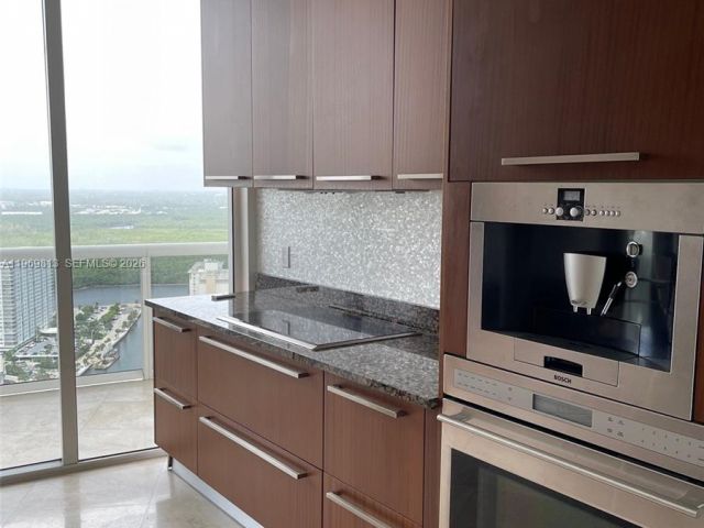 Apartment for rent  Unit #3405 - photo 7497419