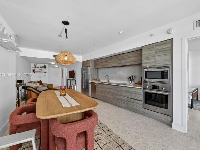 Apartment for rent  Unit #416 - photo 7504479