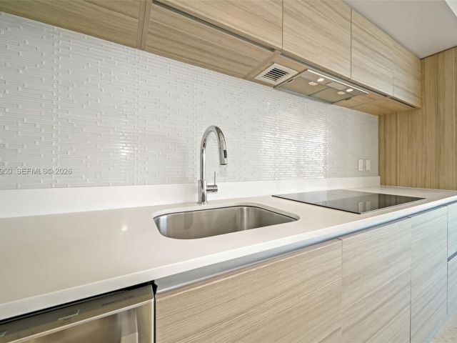 Apartment for rent  Unit #416 - photo 7504486