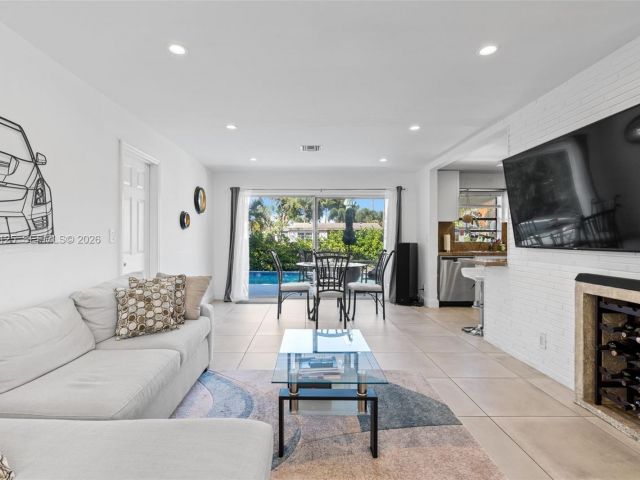 Home for sale at 3035 Hayes St - photo 7515147