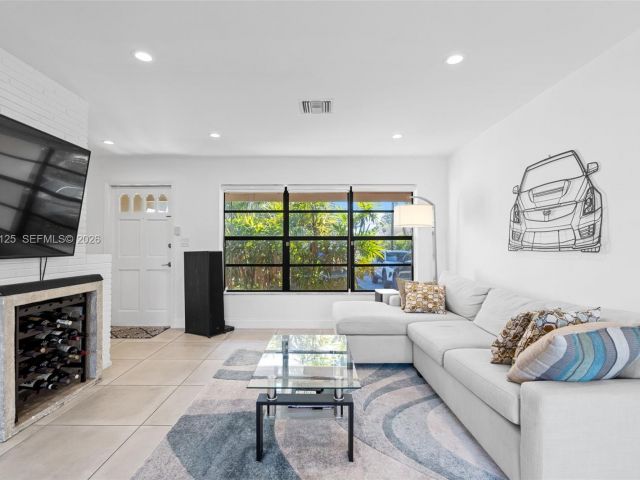 Home for sale at 3035 Hayes St - photo 7515149