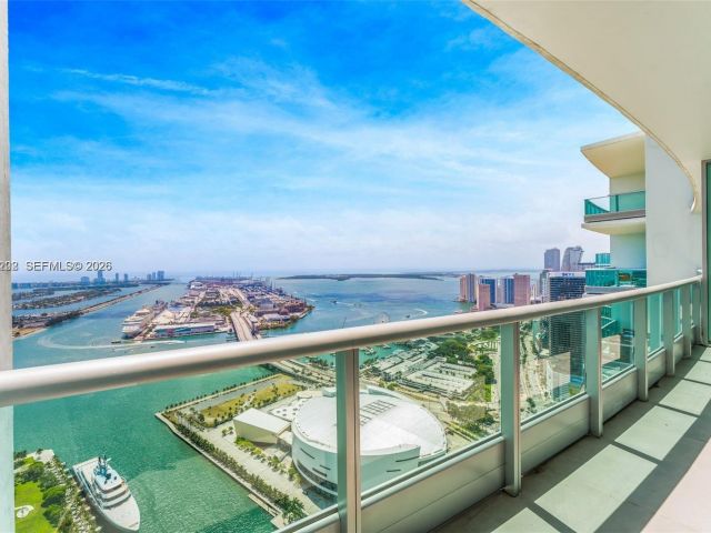 Apartment for rent  Unit #6205 - photo 7467388