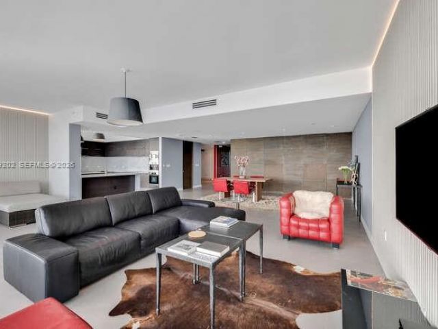 Apartment for rent  Unit #6205 - photo 7467400