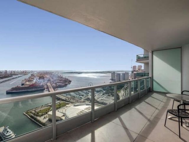 Apartment for rent  Unit #6205 - photo 7467404